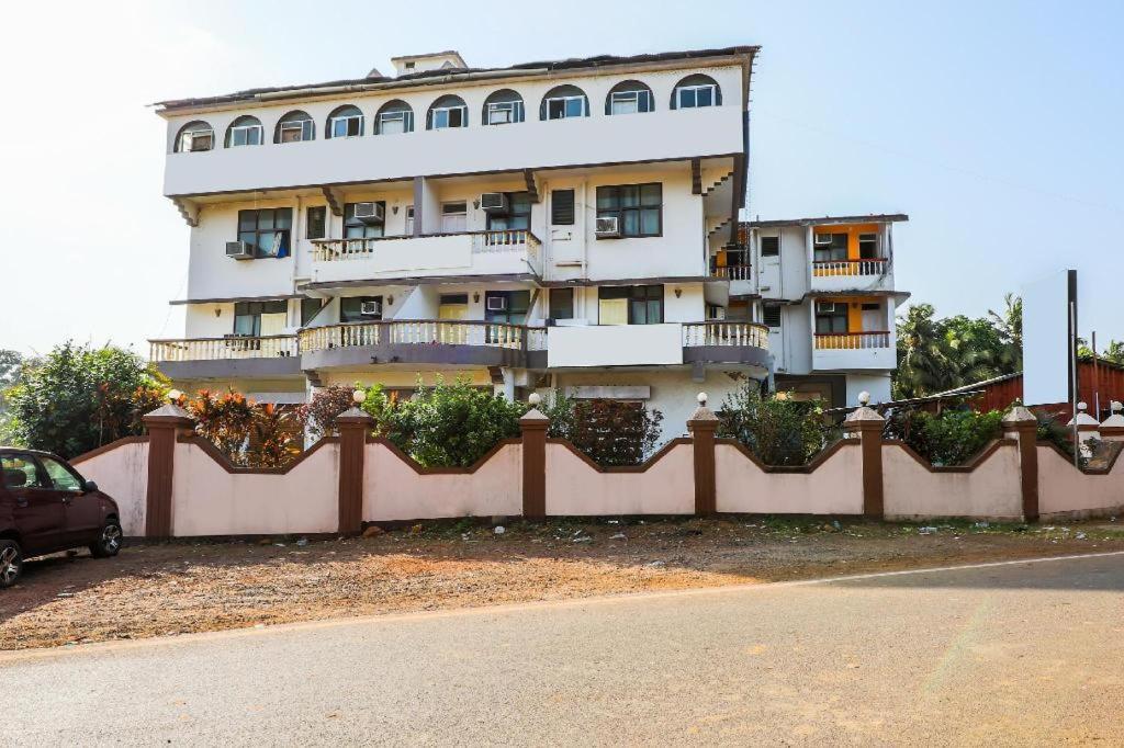 Hotel Priti International Mapusa Dış mekan fotoğraf